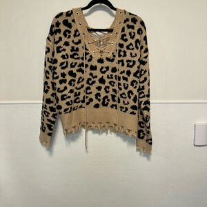 Women's Willow Moon Leopard Print Sweater Size Small Tan & Black Lace Up